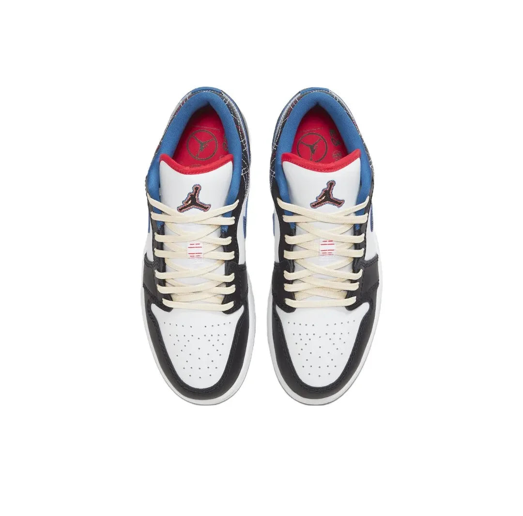 NIKE Air Jordan 1”