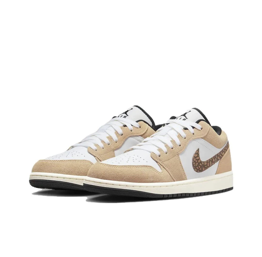 NIKE Air Jordan 1”