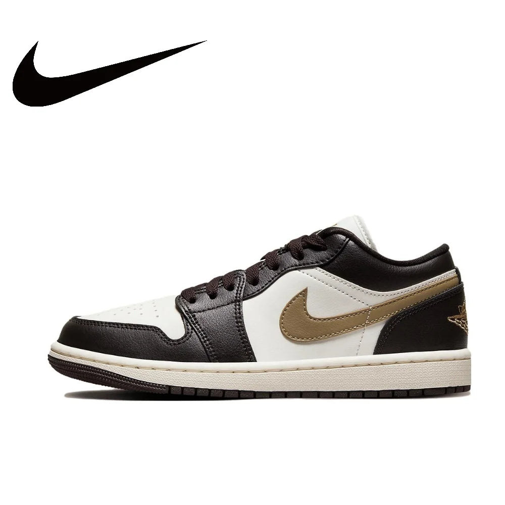 NIKE Air Jordan 1”