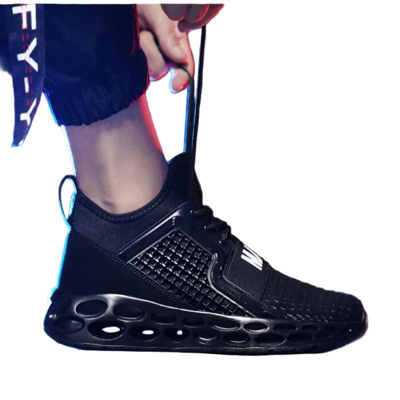 Max RS lightweight breathable sneaker